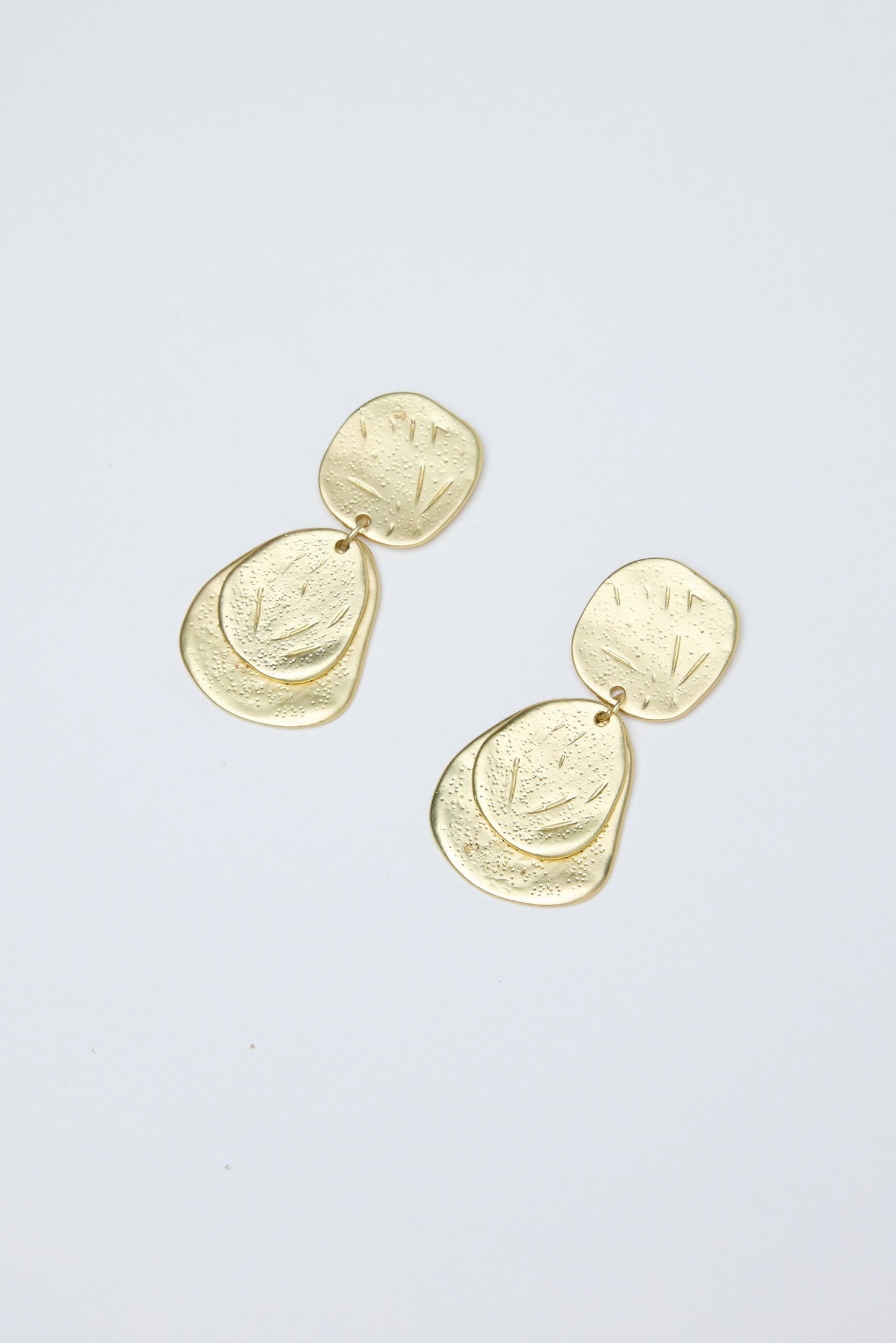 HOLIDAY LIFE : Steele Gold Drop - Earrings